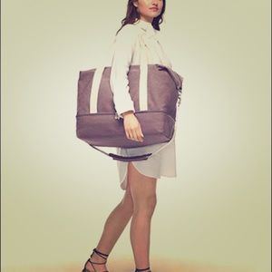 LO and son Catalina. Excellent condition